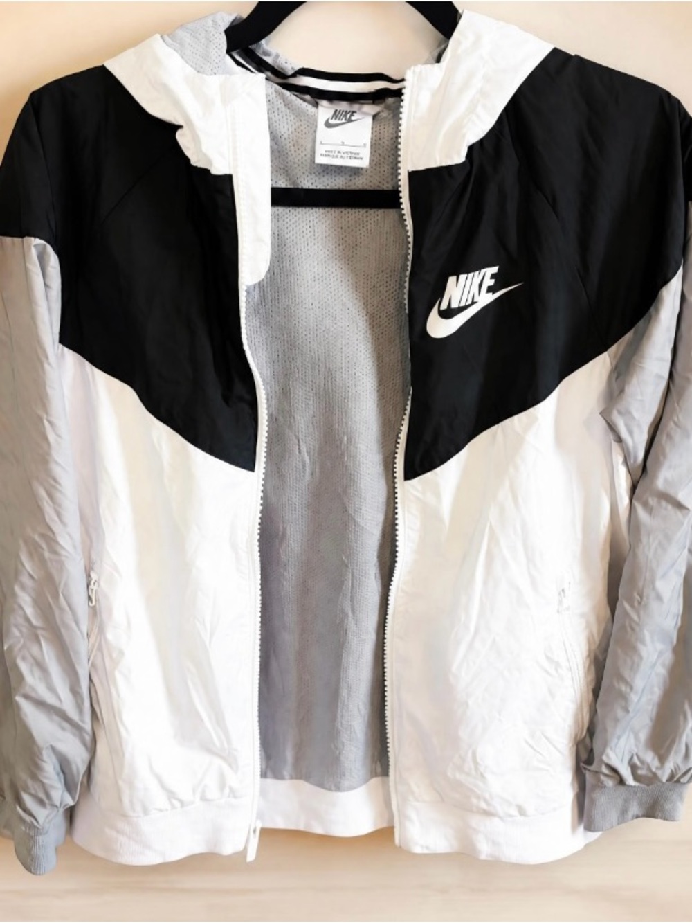 Nike White and Black Women's Windbreaker Bomber Jacket